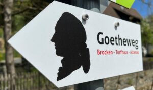 Der Goetheweg erhält am Seerosenteich in Altenau eine neue Dauer-Sonderstempelstelle, Copyright: Tourist-Information Altenau